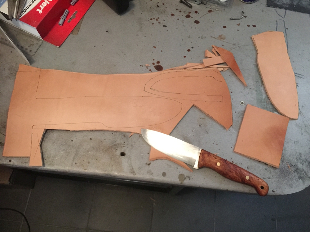 Making a Leather Cutting Knife (Leatherworking Tool From Old Hacksaw Blade)  